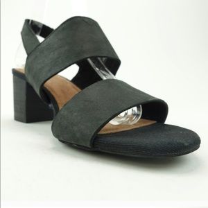 Toms Suede Poppy Sandal